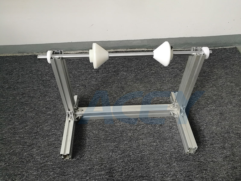 PVC film cutting machine