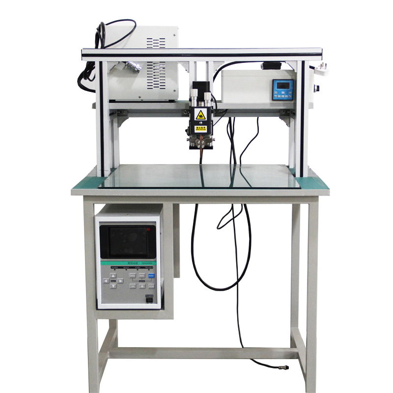 دقة أبحاث المعمل AC 5000A آلة لحام البقعة العملاقة للخلايا الأسطوانية
 
